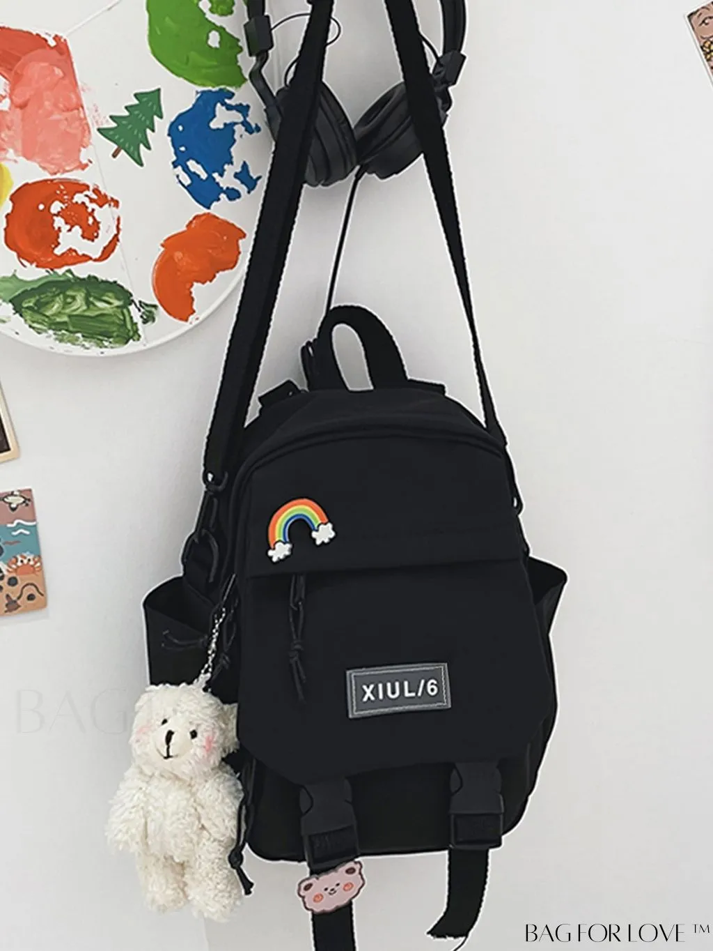 BagForLove - Versatile Front-Facing Backpack with Badge Decoration - Ideal for College & High School Students