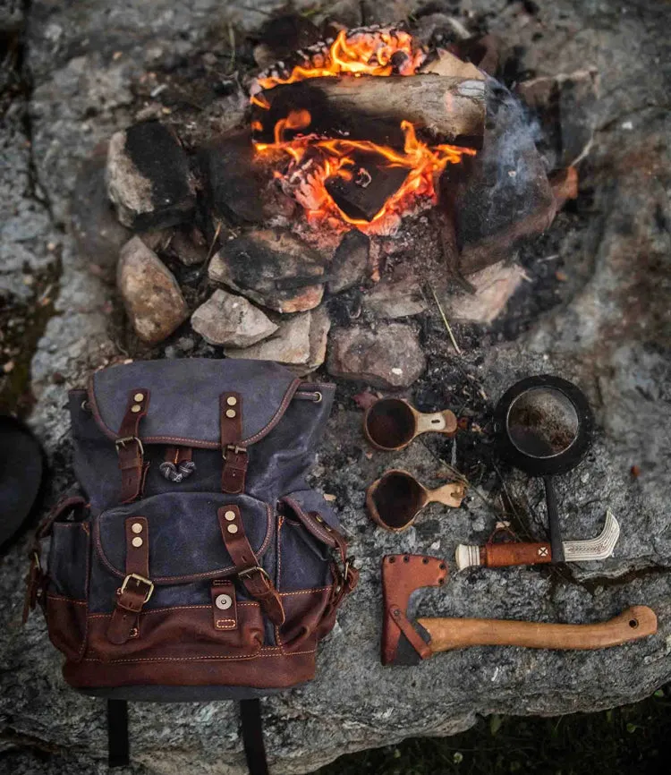 Canvas Backpack - VINTAGE EXPLORER