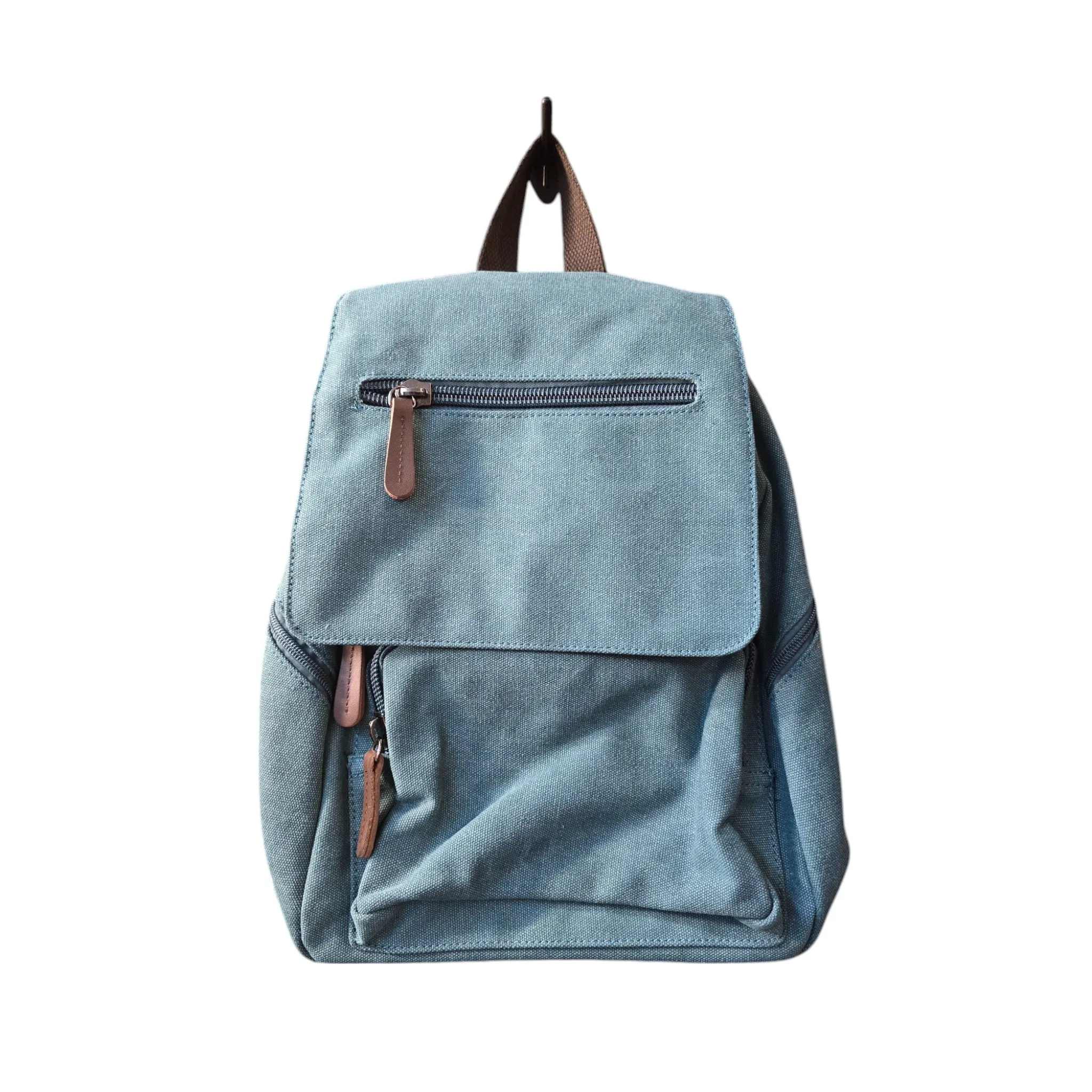 Montana Twist High-Capacity Vintage Canvas Backpack