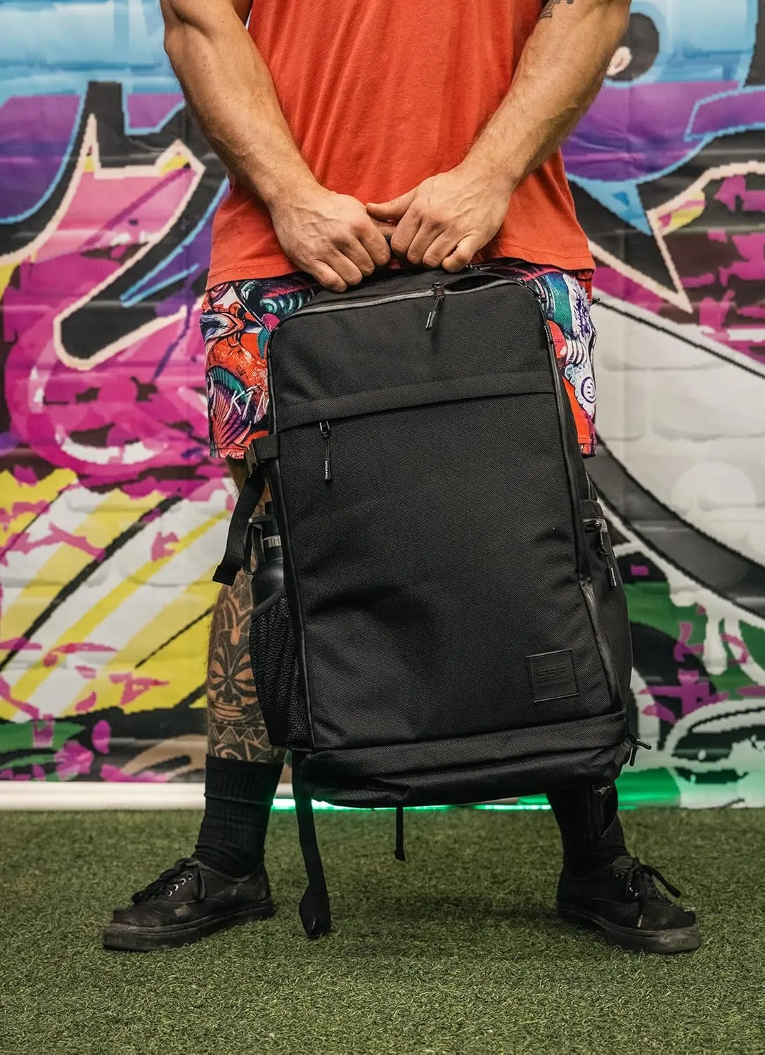 SERIOUS STEEL FITNESS Pro Backpack With Removable Dividers (1680D Nylon - Black)