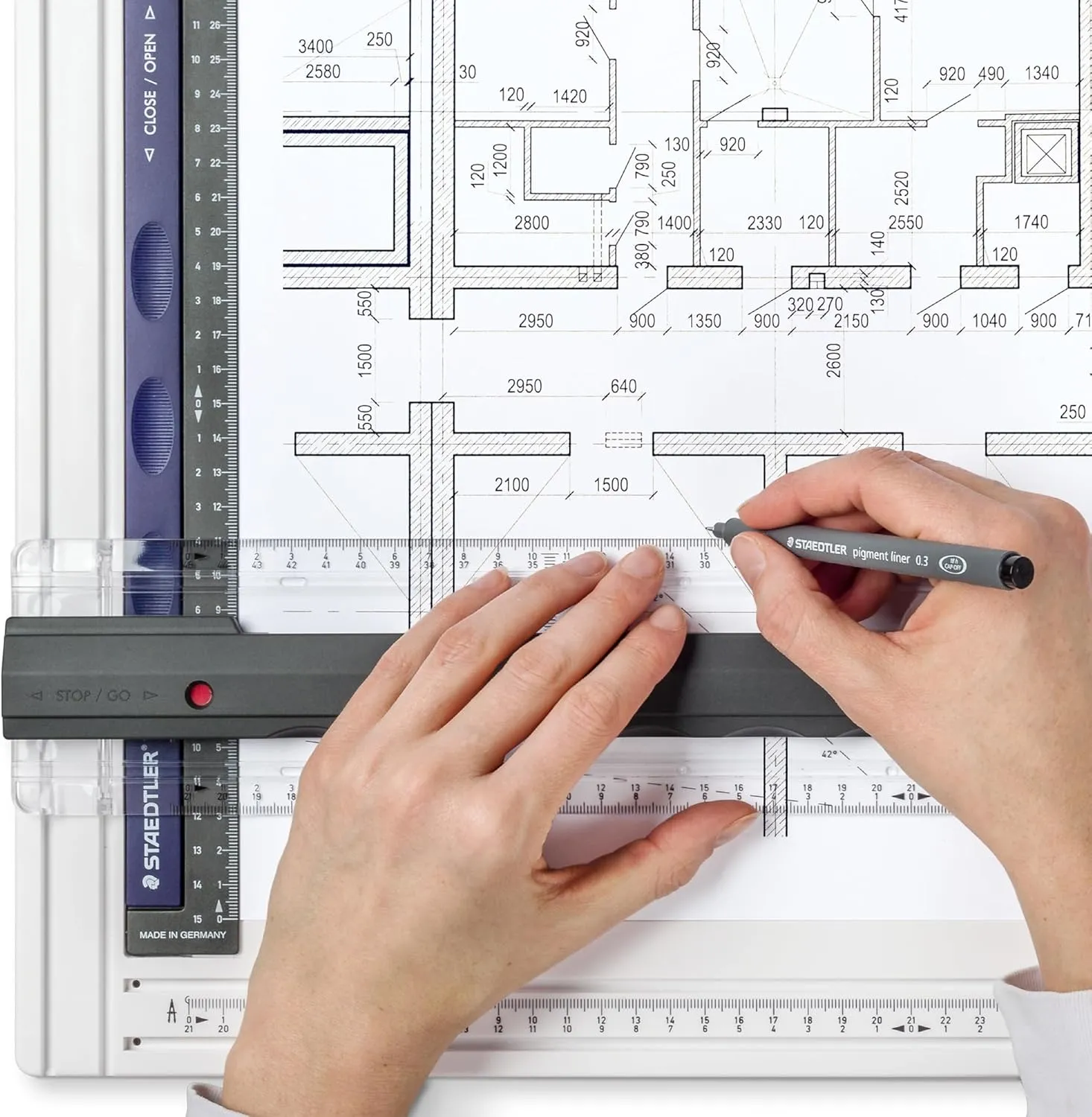 Staedtler Mars 661 A3 Drawing Board, DIN A3, High Quality, Made in Germany, White, Impact- and Shatter-Resistant Plastic, Parallel Drawing Rail, Double Groove Guide