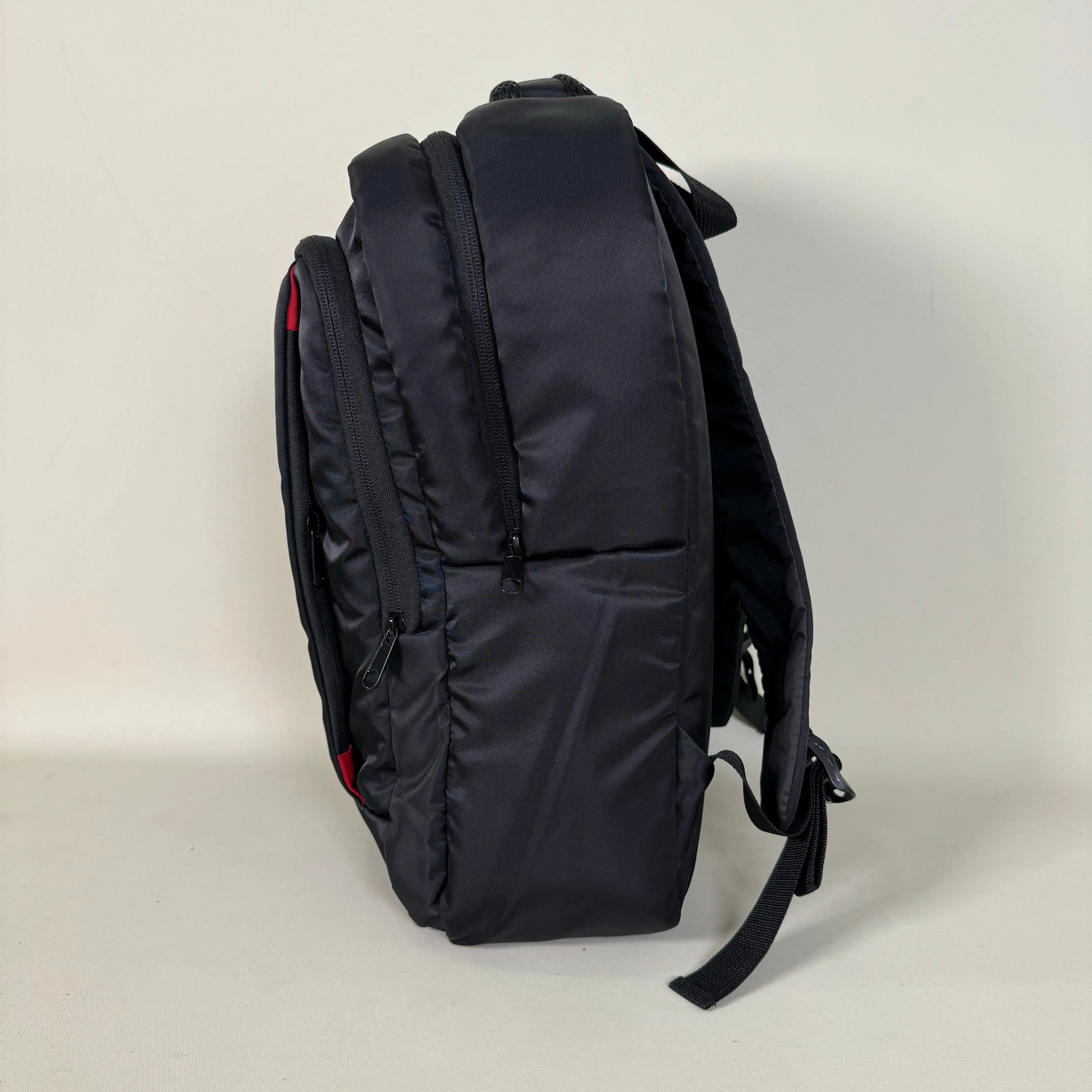 Ultimate Traverse Laptop Backpack ss6 //  Water Resistant