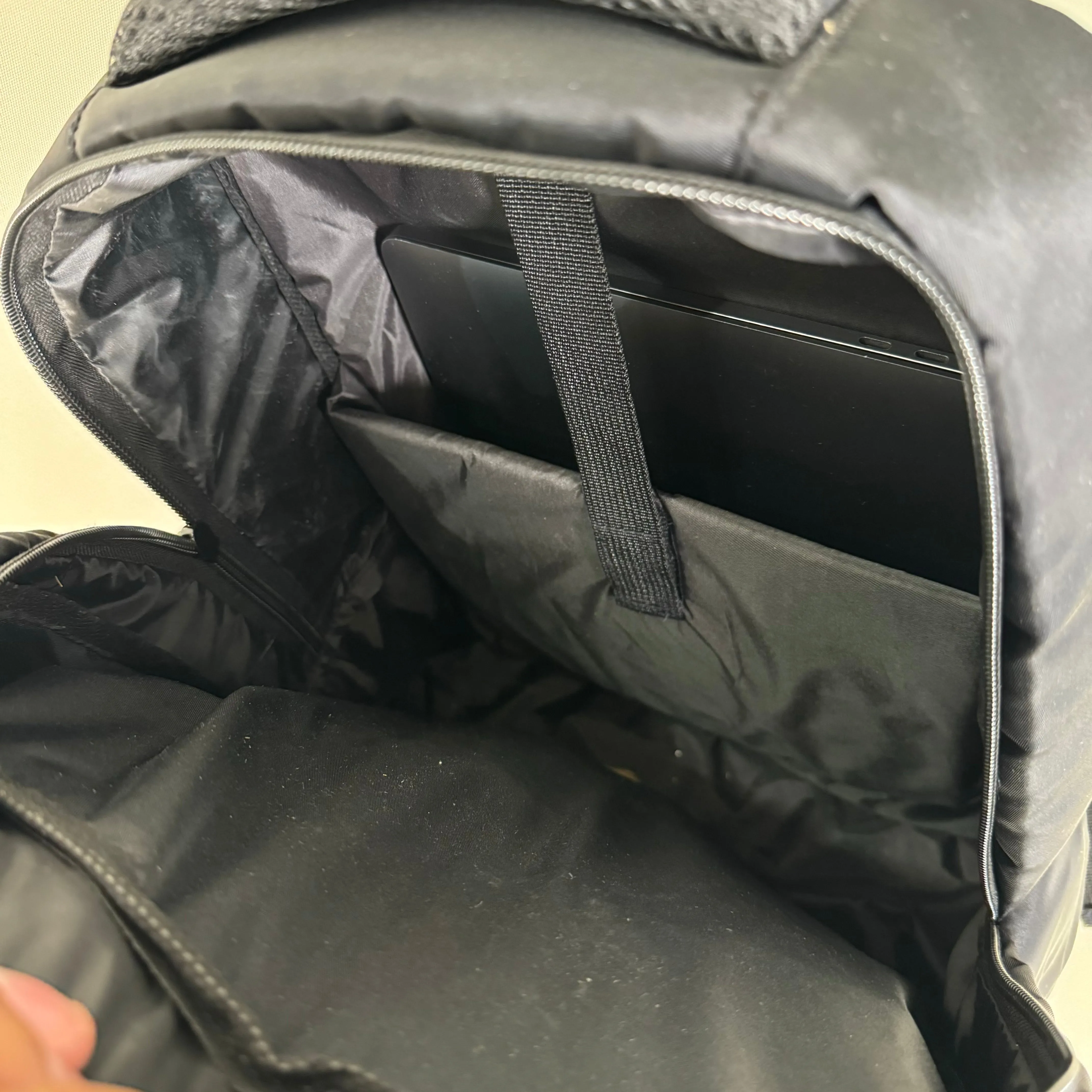 Ultimate Traverse Laptop Backpack ss6 //  Water Resistant