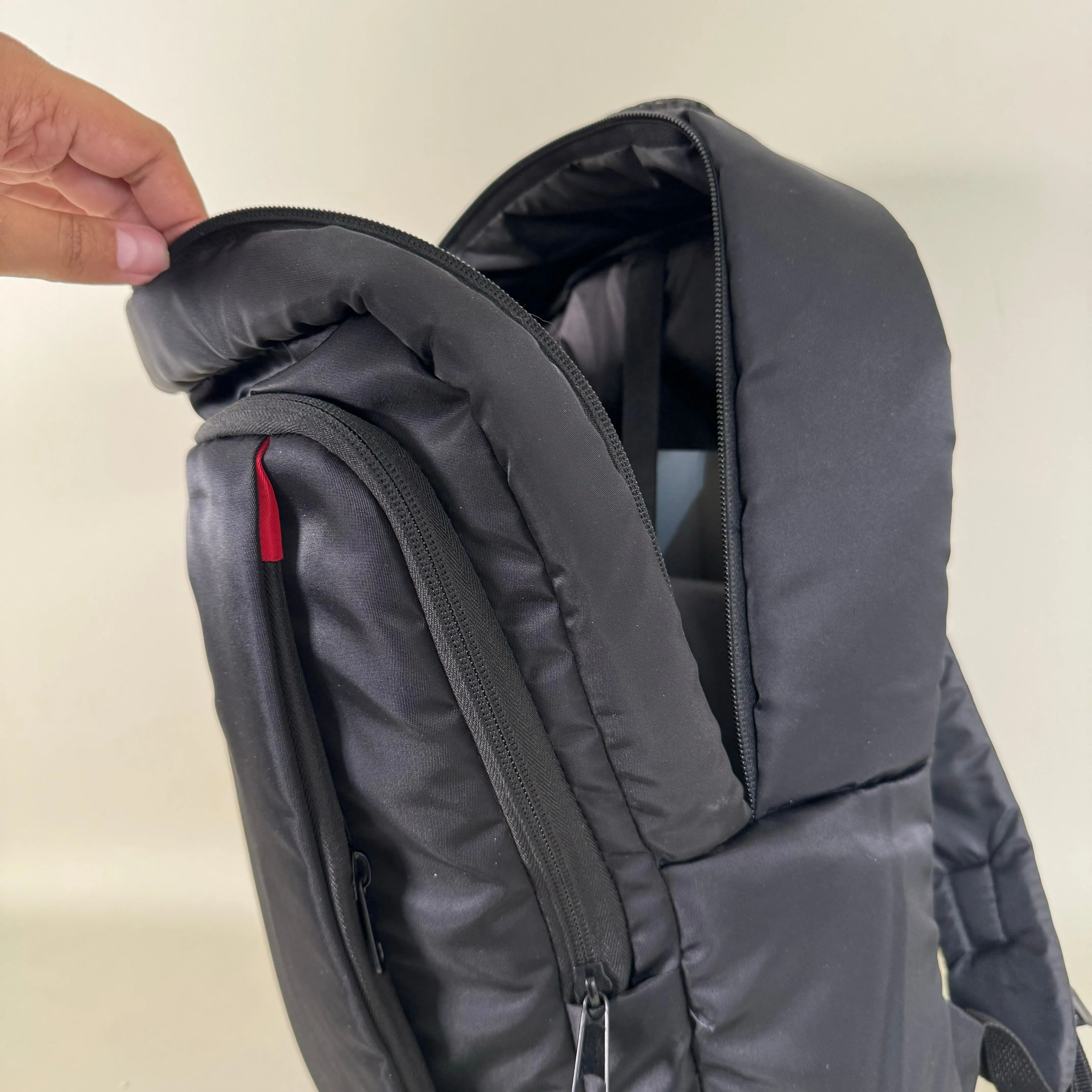 Ultimate Traverse Laptop Backpack ss6 //  Water Resistant