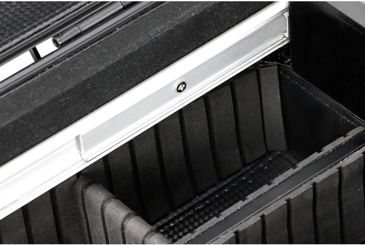VER Beauty Professional Barber Case