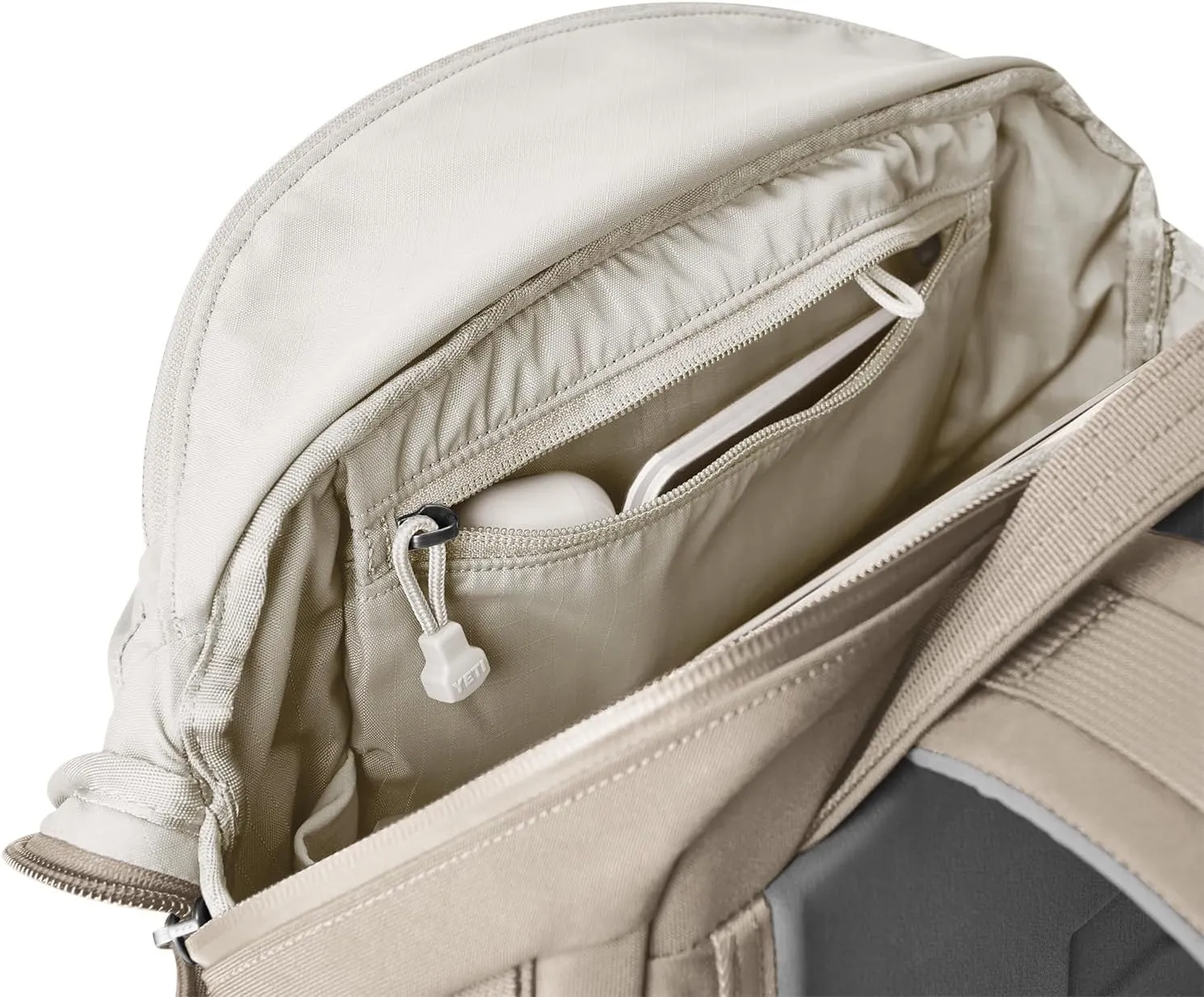YETI Crossroads Backpack