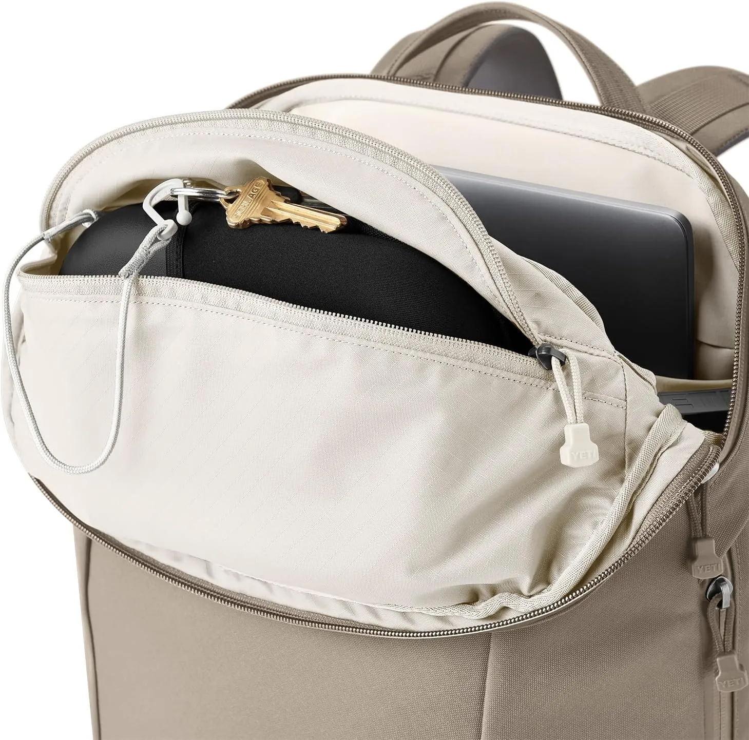 YETI Crossroads Backpack